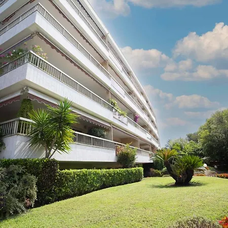 We ! Exceptional 4 Center Swimming Pool *