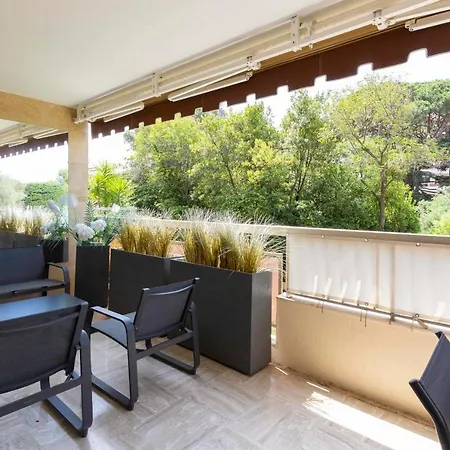 We ! Exceptional 4 Center Swimming Pool *